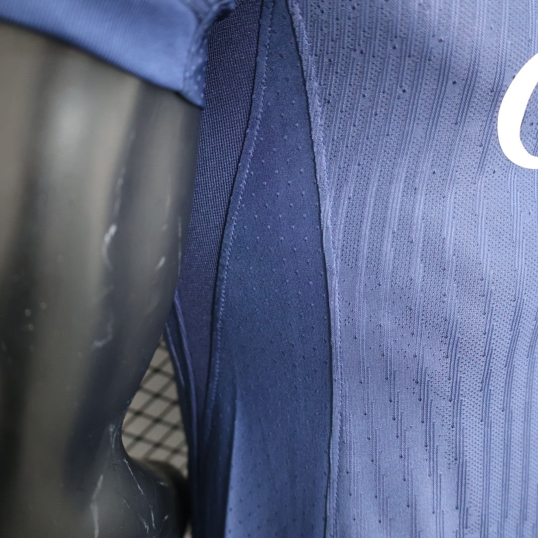 Maillot du PSG avec l'étoile de la Ligue des champions