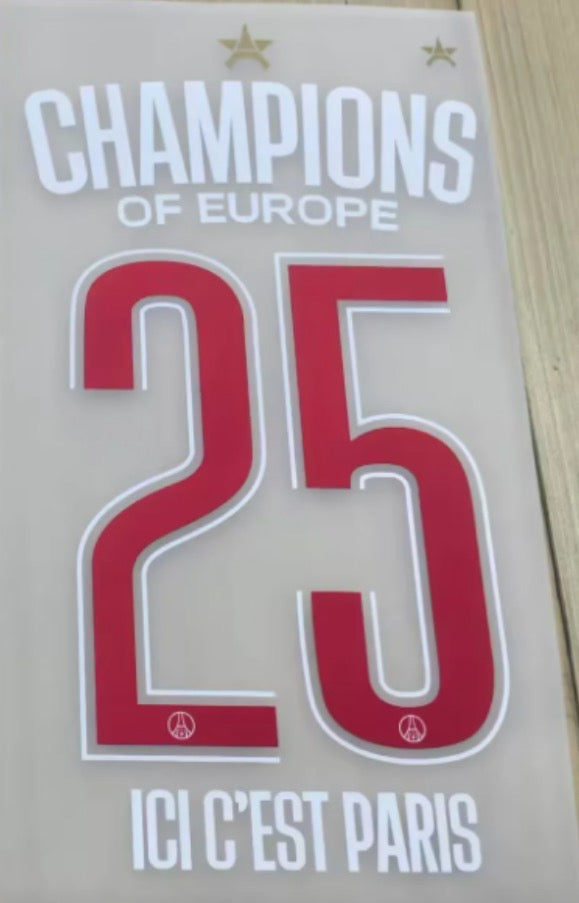 Maillot PSG 2025 avec l'étoile